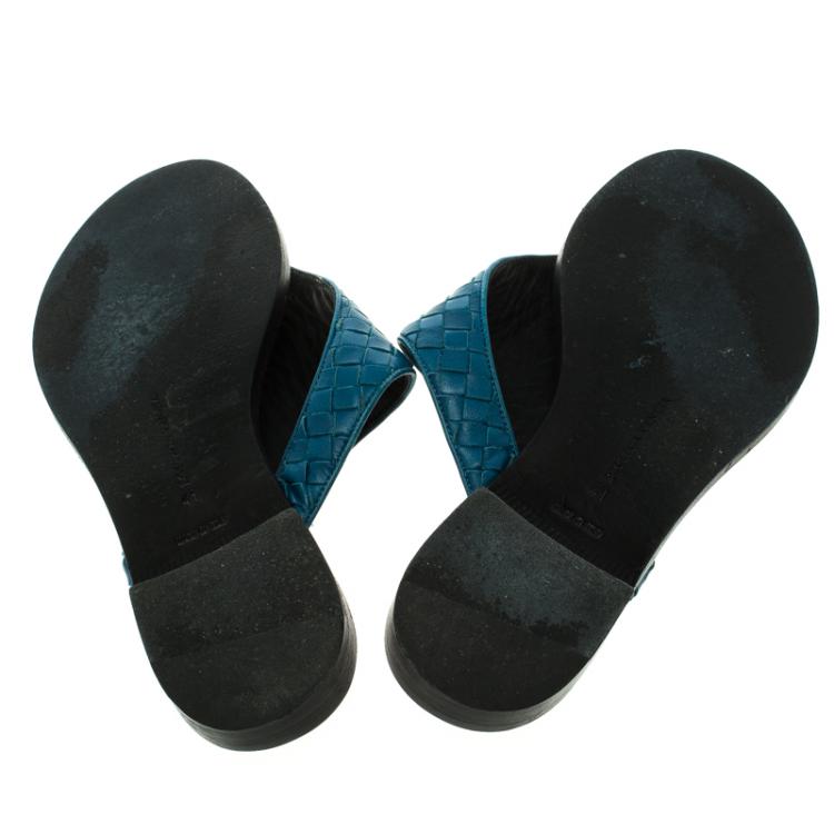 Pre Owned Bottega Veneta Peacock Blue Intrecciato Leather Flat Sandals Size 41
