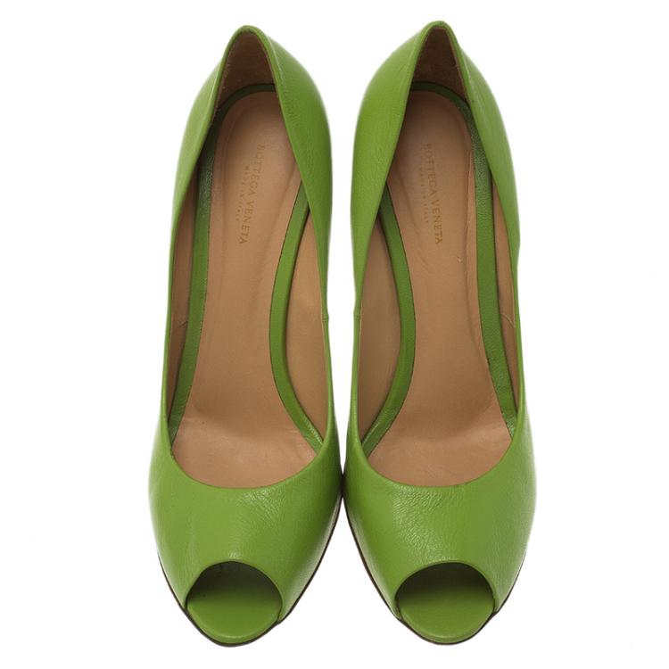 Pre Owned Bottega Veneta Green Leather Peep Toe Pumps Size 40.5