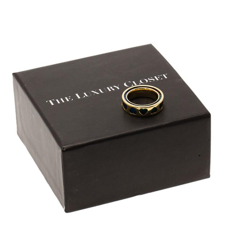 Pre Owned Bucherer Dizzler Agate Yellow Gold Heart Cut Out Band Ring