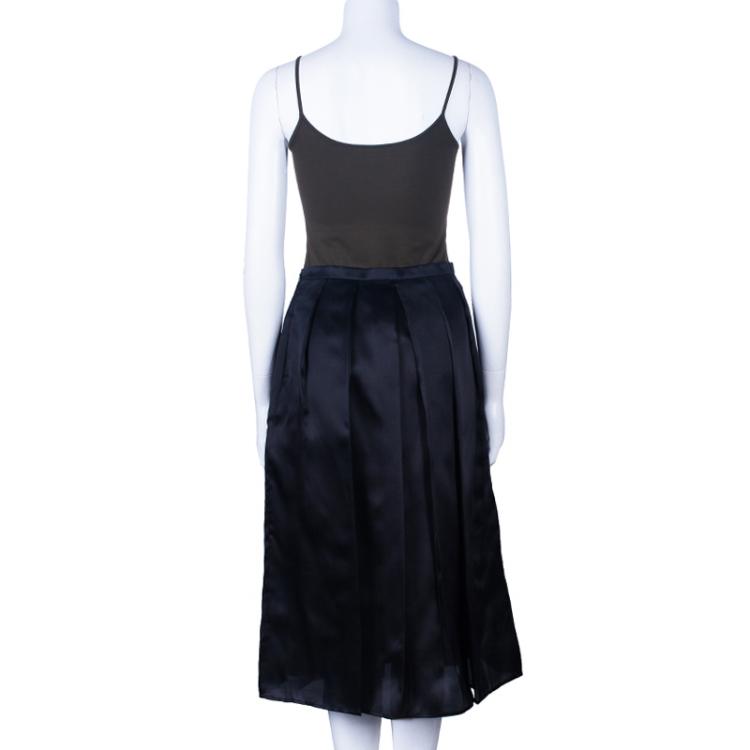 مملوكة مسبقًا Burberry Black Silk Knee-length Skirt S