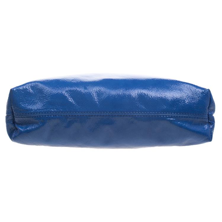 Pre Owned Burberry Blue Patent Leather Large The Petal Clutch