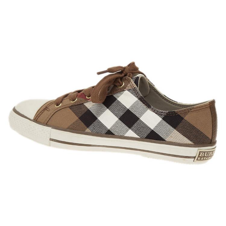 مملوكة مسبقًا Burberry Beige Novacheck Canvas and Leather Sneakers Size 40