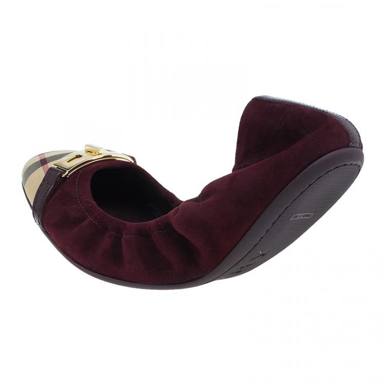 Pre Owned Burberry Burgundy Suede Twistlock Drayton and Novacheck Captoe Ballet Flats Size 39.5