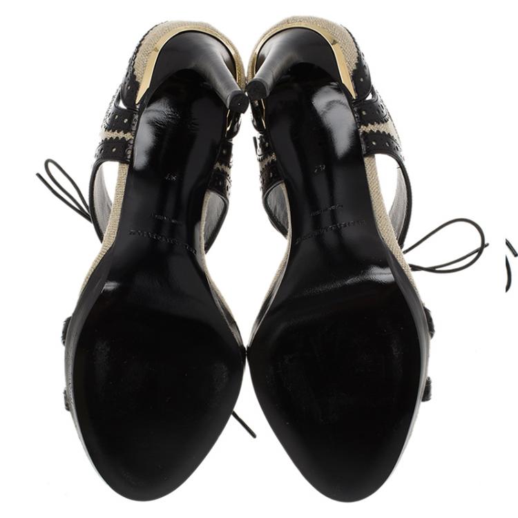 مملوكة مسبقًا Burberry Beige Linen and Brogue Leather Gauld Lace Up Sandals Size 37