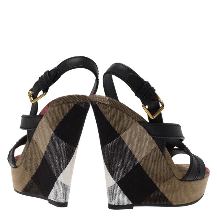 Pre Owned Burberry Beige Novacheck Canvas and Black Leather Warlow Platform Wedge Sandals Size 40