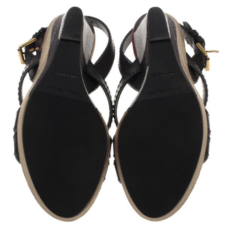 Pre Owned Burberry Beige Novacheck Canvas and Black Leather Warlow Platform Wedge Sandals Size 40