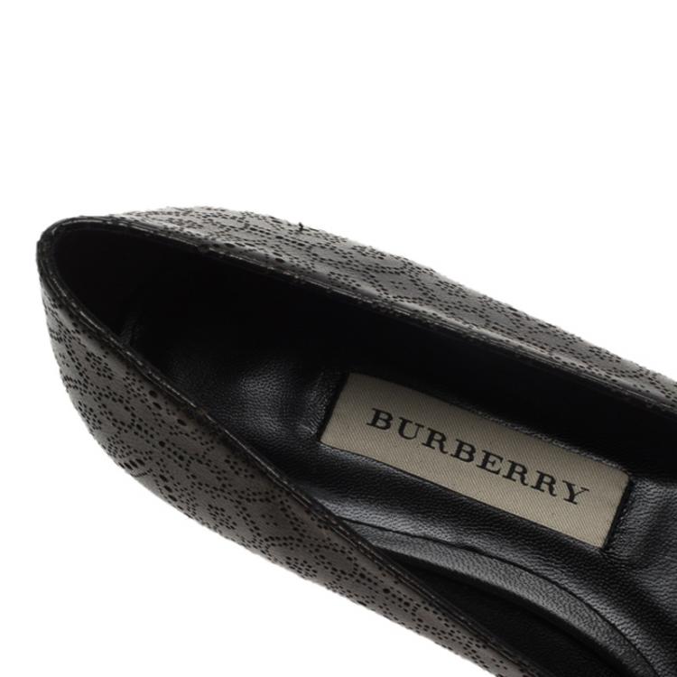 Pre Owned Burberry Black Perforated Leather Musgrave Ballet Flats Size 37