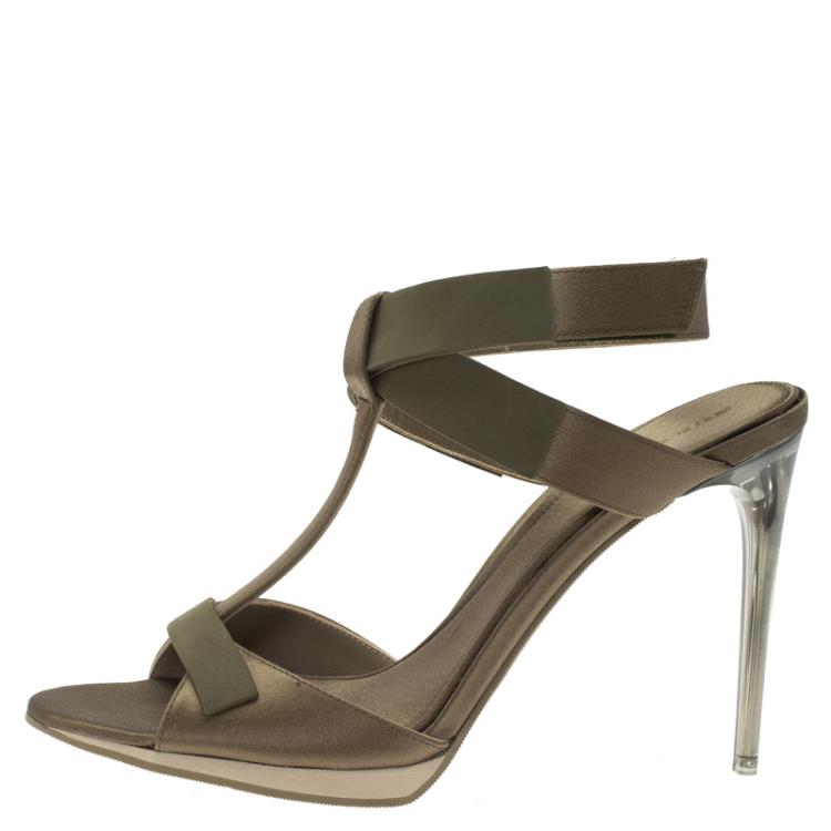 مملوكة مسبقًا Burberry Taupe Satin T- Strap Platform Sandals Size 39