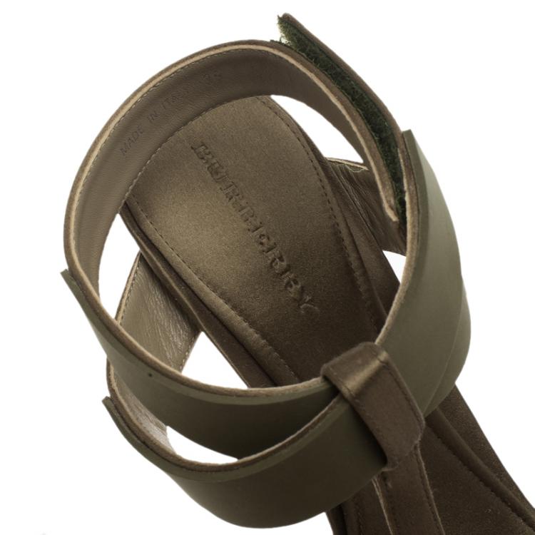 مملوكة مسبقًا Burberry Taupe Satin T- Strap Platform Sandals Size 39