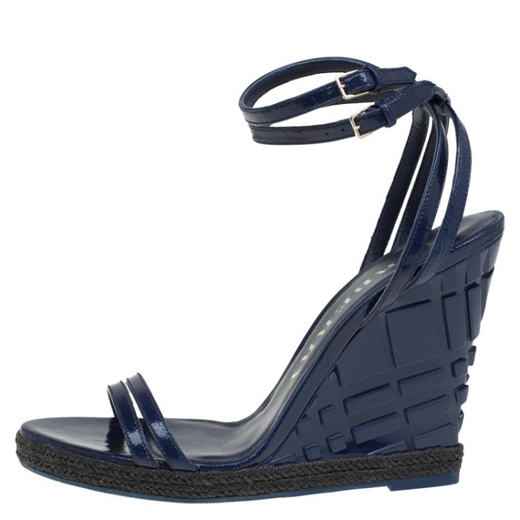 Pre Owned Burberry Blue Patent Hassendean Criss Cross Wedge Sandals Size 40