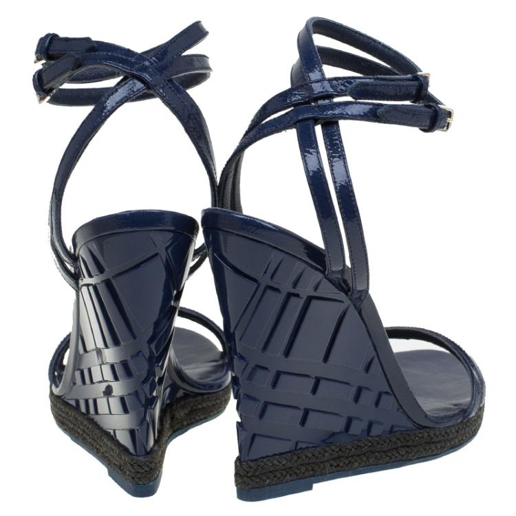 Pre Owned Burberry Blue Patent Hassendean Criss Cross Wedge Sandals Size 40