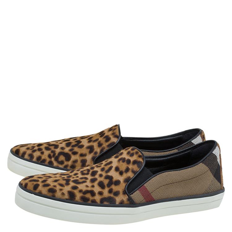 Pre Owned Burberry Beige Novecheck Canvas and Leopard Print Calf Hair Gauden Slip On Sneakers Size 40