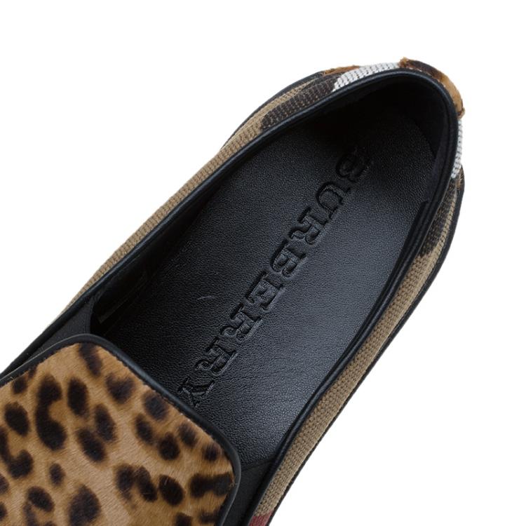 Pre Owned Burberry Beige Novecheck Canvas and Leopard Print Calf Hair Gauden Slip On Sneakers Size 40