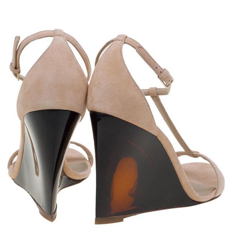 مملوكة مسبقًا Burberry Prorsum Blush Pink Suede Leyburn Lucite Wedge Sandals Size 40