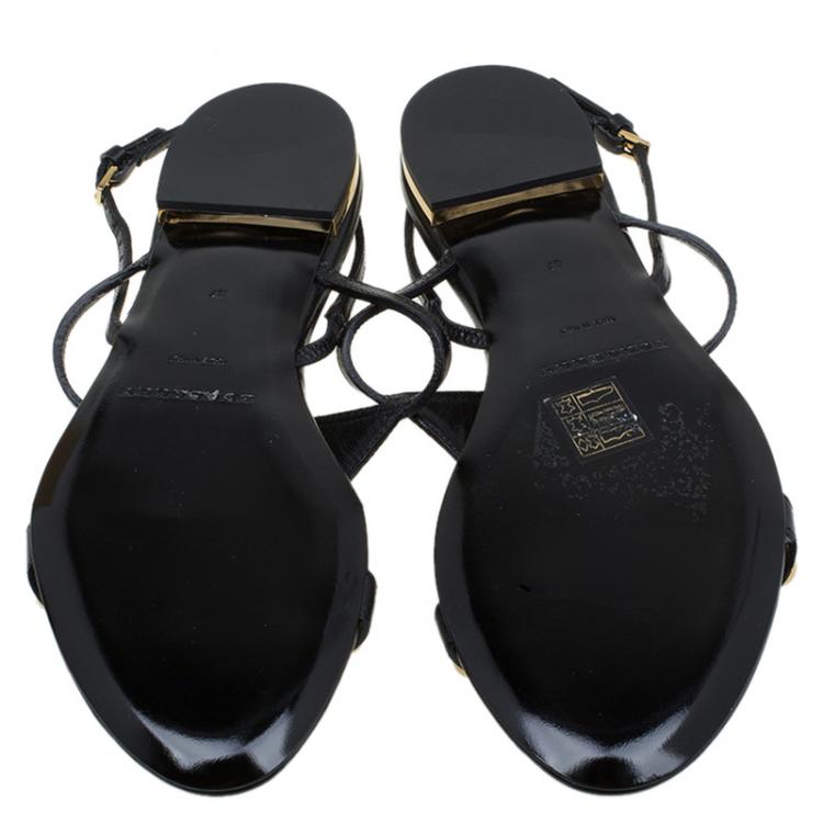مملوكة مسبقًا Burberry Black Bridle Studded Leather Parnell Sandals Size 37