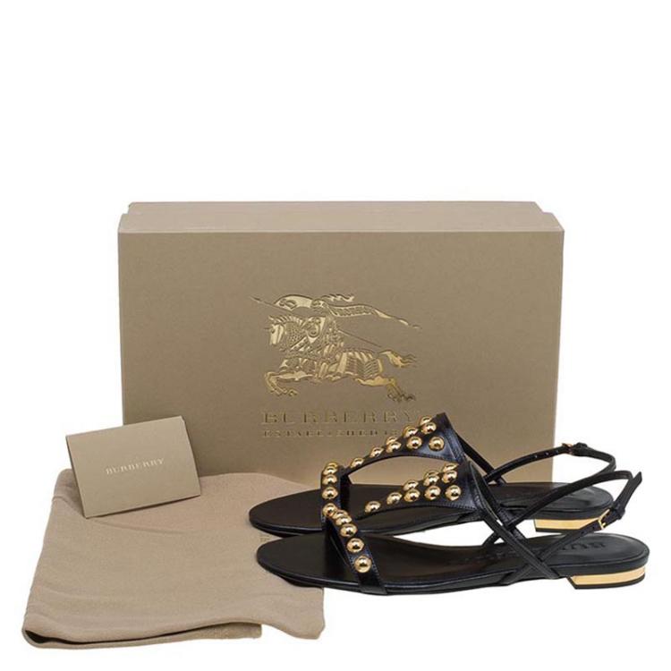 مملوكة مسبقًا Burberry Black Bridle Studded Leather Parnell Sandals Size 36