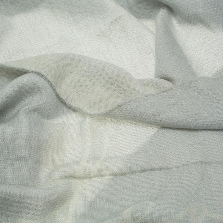 Pre Owned Burberry Grey Signature Stole