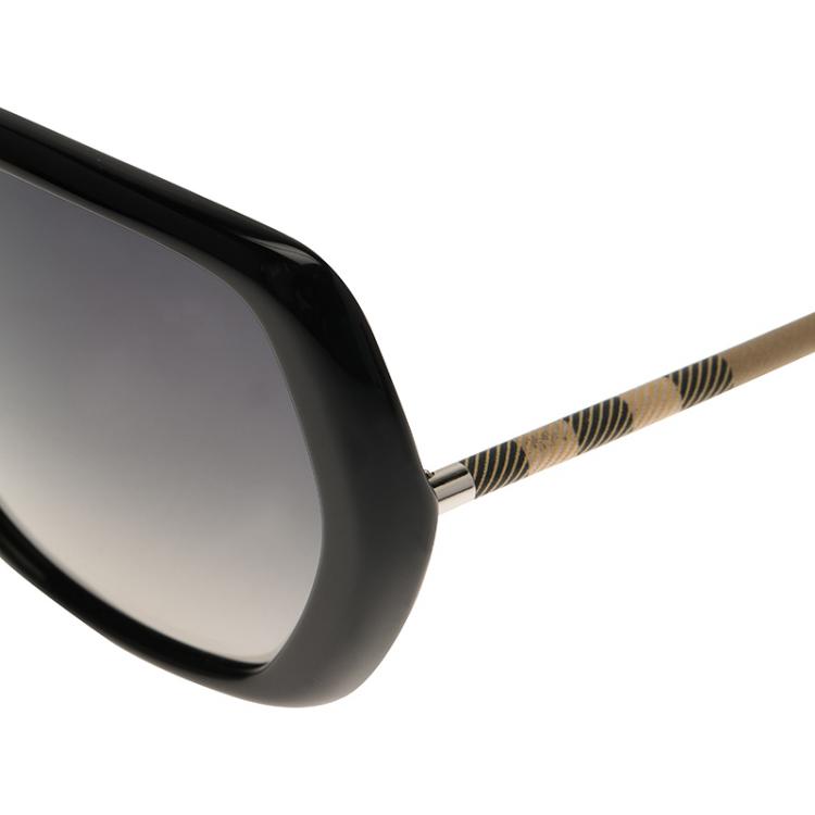 مملوكة مسبقًا Burberry Black Novacheck Wrapped Square Sunglasses  