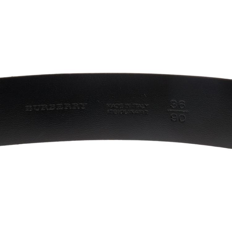 مملوكة مسبقًا Burberry Brown Nova Check Coated Canvas Heart Charm Belt 90 CM