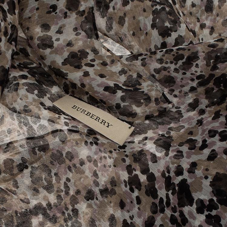 Pre Owned Burberry Grey Animal Print Silk Blend Scarf