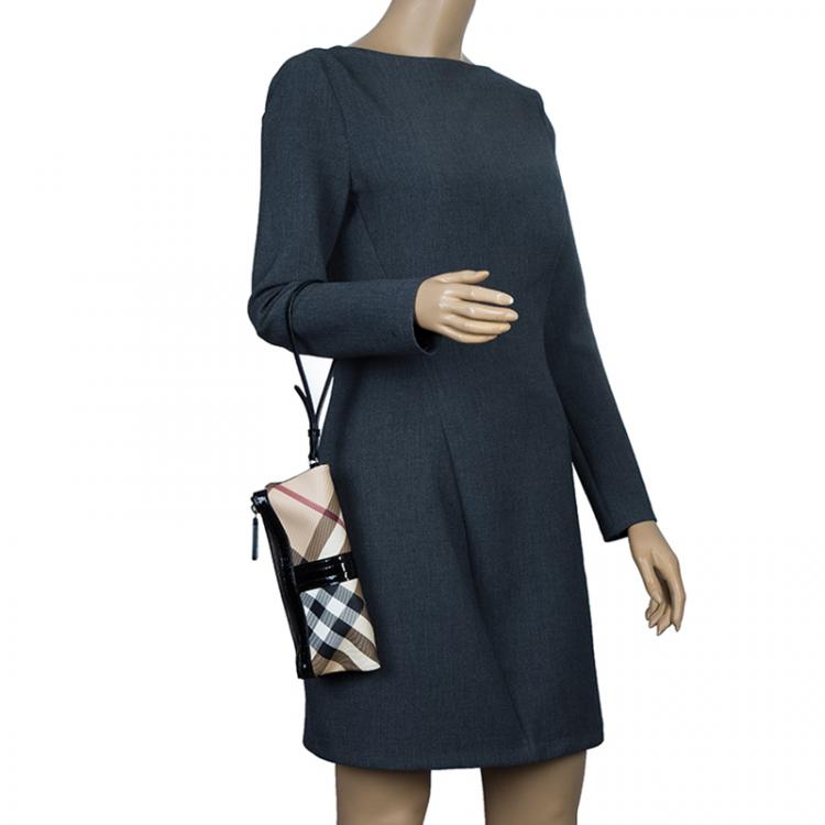 Pre Owned Burberry Black/Beige Nova Check Coated Canvas Foldover Clutch