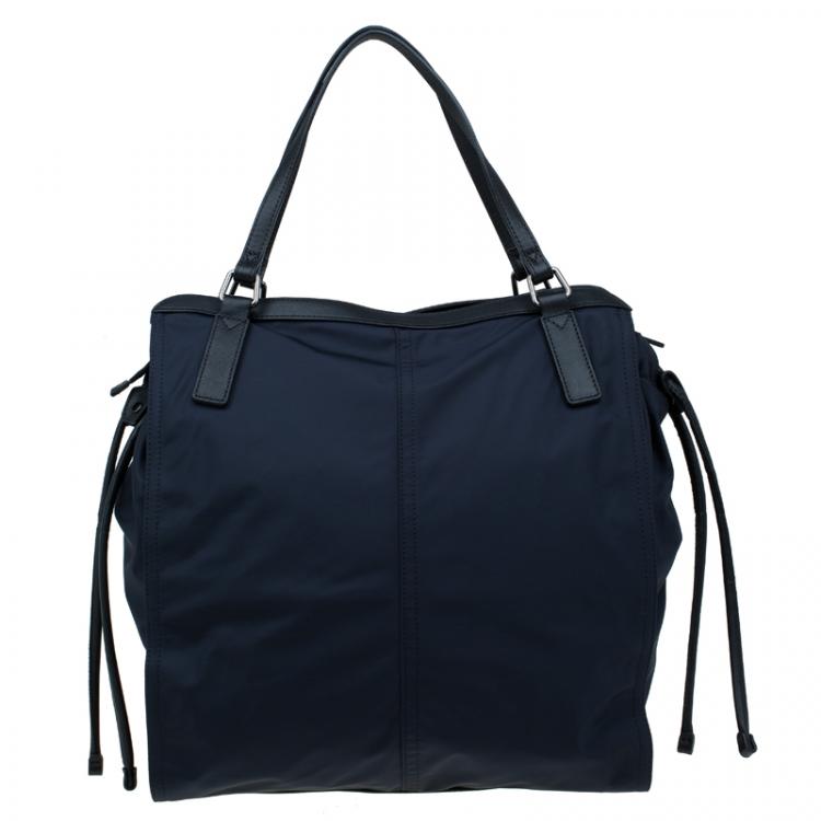 Pre Owned Burberry Navy Blue Nylon Buckleigh Shopper Tote