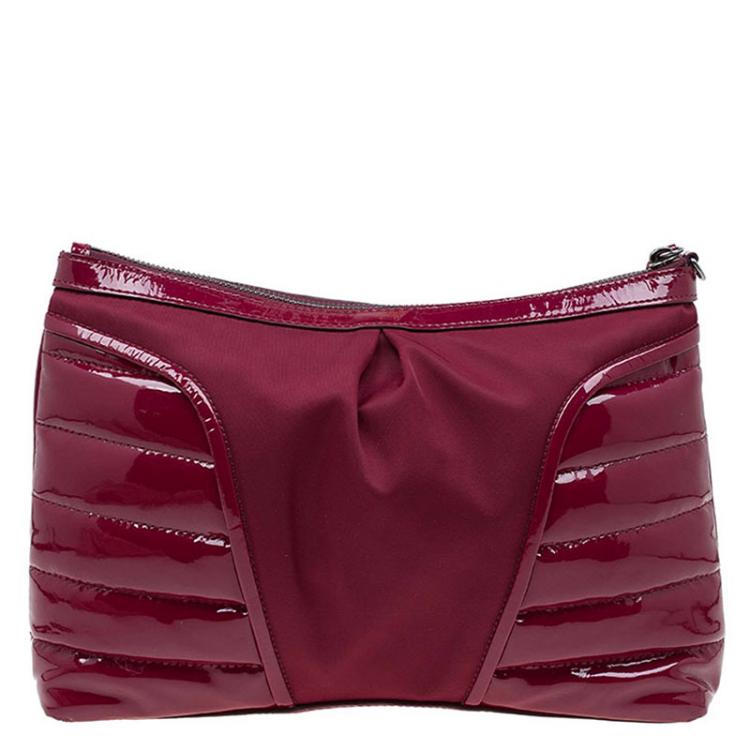 Pre Owned Burberry Burgundy Nylon and Patent Leather Large Westchester Clutch
