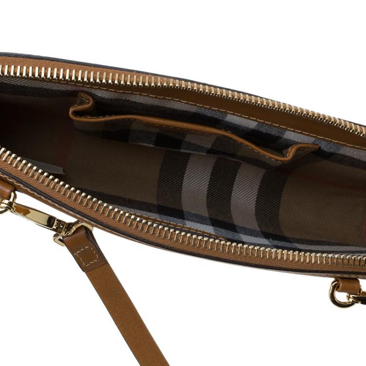 Pre Owned Burberry Brown Woven Leather Bridle Belted Clutch