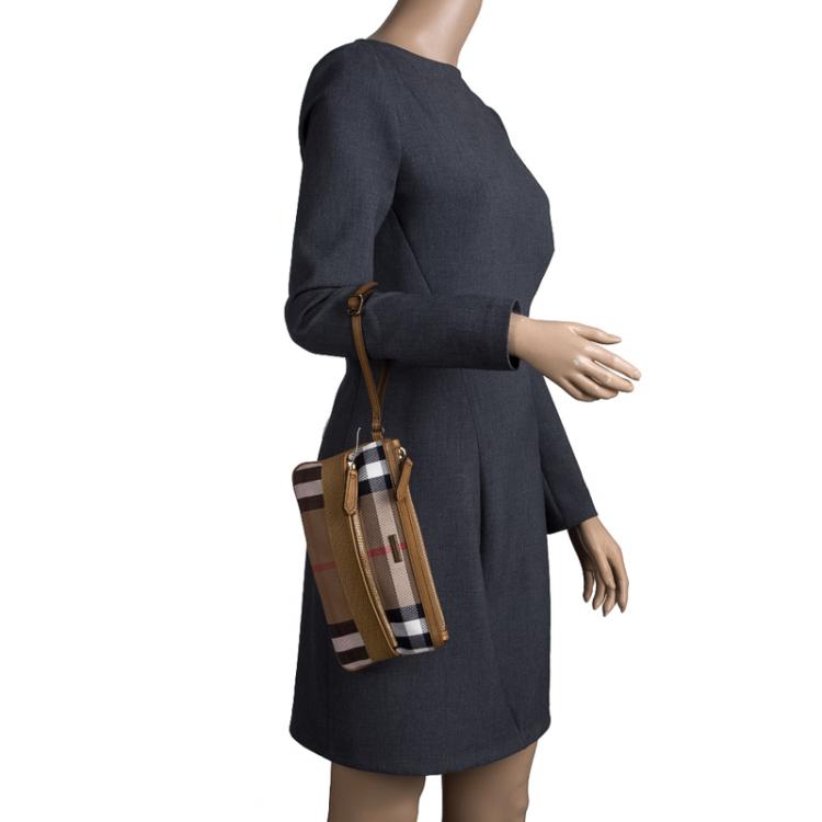 Pre Owned Burberry Beige/Brown House Check Fabric Wristlet Clutch