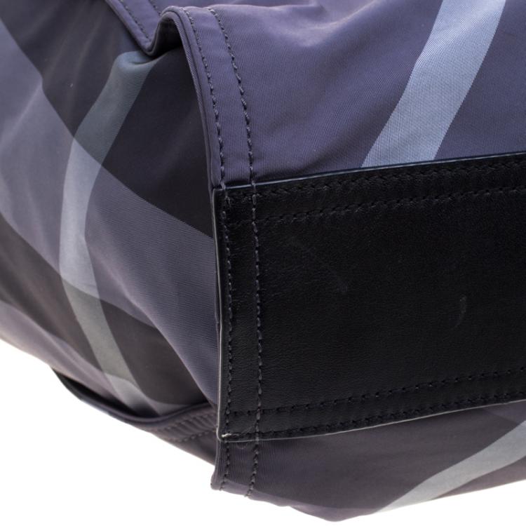 Pre Owned Burberry Black Beat Check Nylon Drawstring Tote