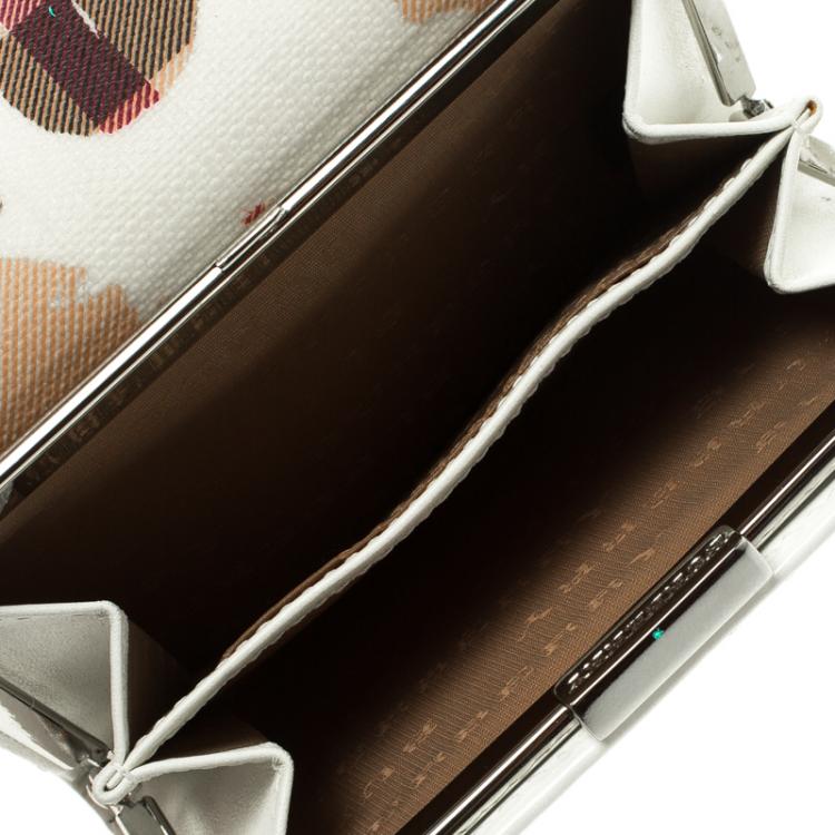 Pre Owned Burberry Off White Nova Check Heart Compact Wallet