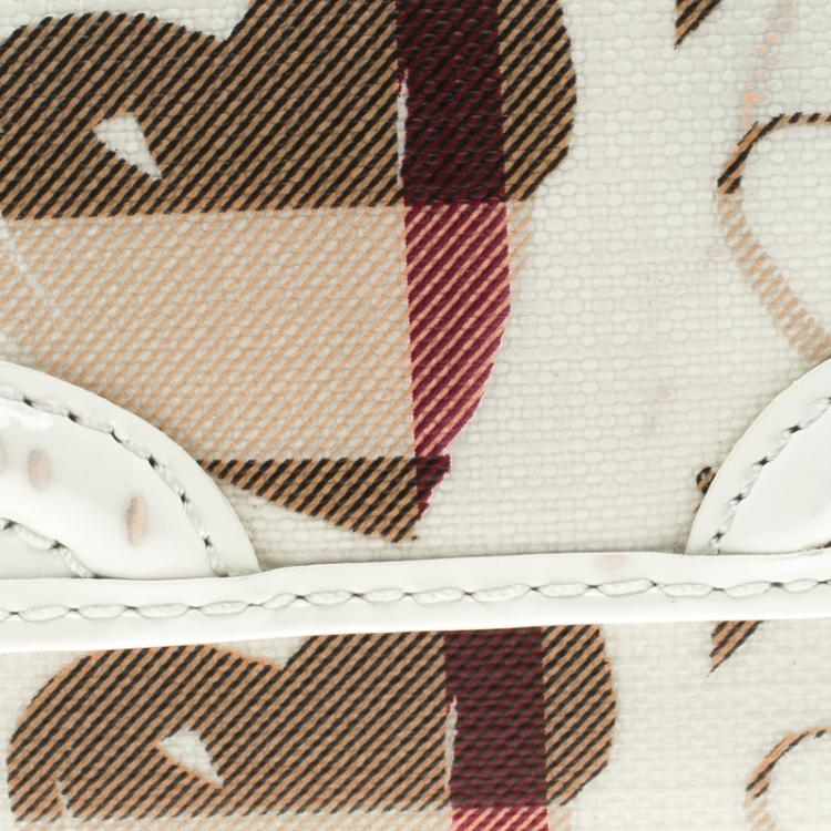 Pre Owned Burberry Off White Nova Check Heart Compact Wallet