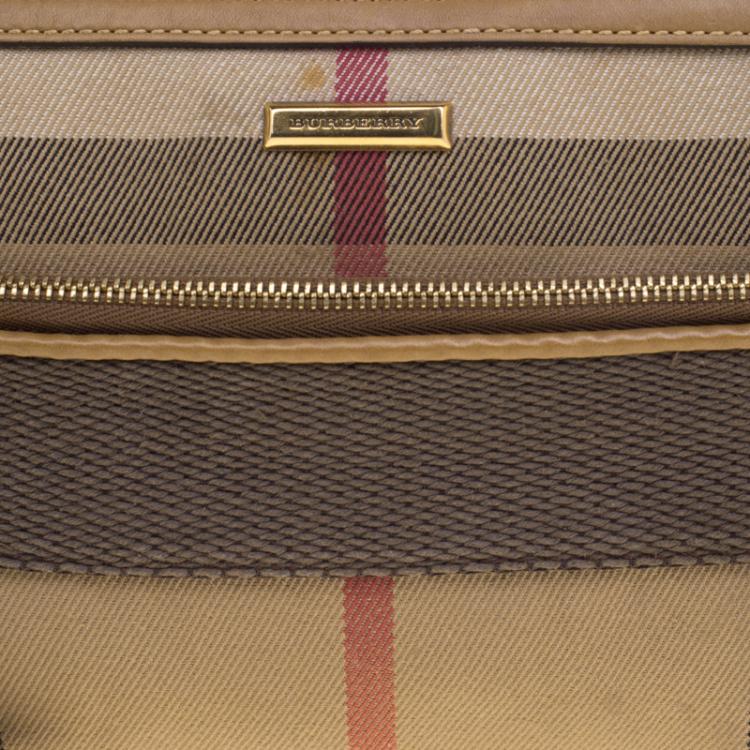 Pre Owned Burberry Light Brown House Check Fabric Wristlet Clutch