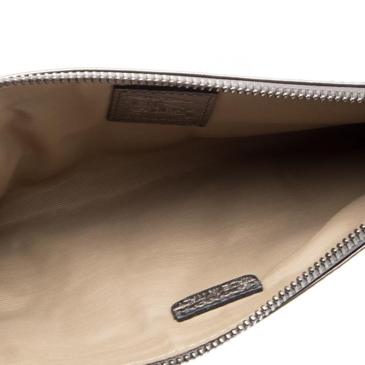 Pre Owned Burberry Metallic Silver Nova Check PVC and Leather Ashcombe Clutch