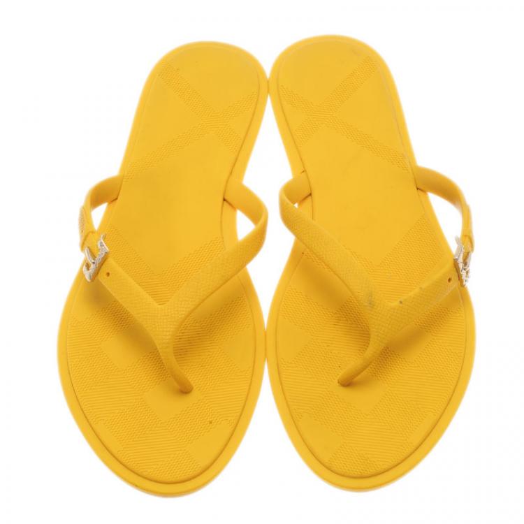 Pre Owned Burberry Yellow Wallford Rubber Flip Flops Size 38 