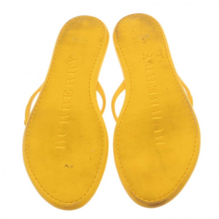 Pre Owned Burberry Yellow Wallford Rubber Flip Flops Size 38 