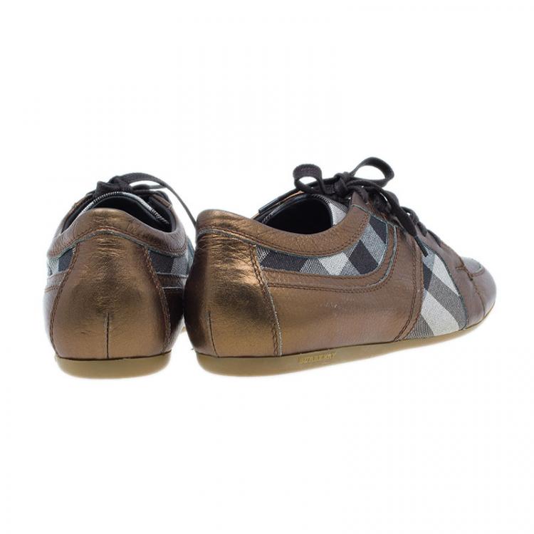 مملوكة مسبقًا Burberry Metallic Leather and Novacheck Canvas Sneakers Size 37