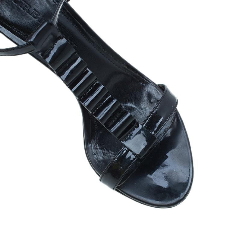 Pre Owned Burberry Black Patent Ruffle T Strap Sandals Size 38