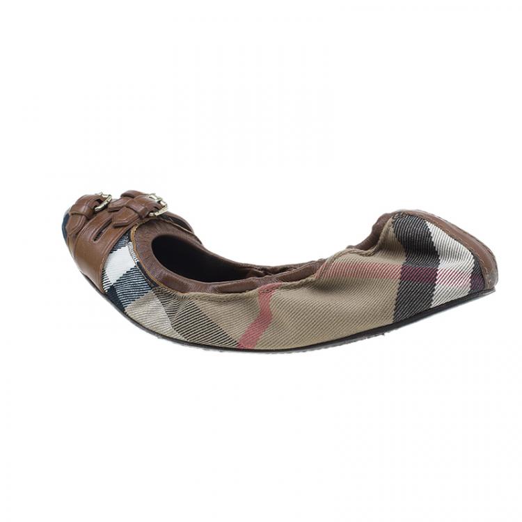 Pre Owned Burberry Novacheck Canvas and Leather Buckle Ballet Flats Size 39
