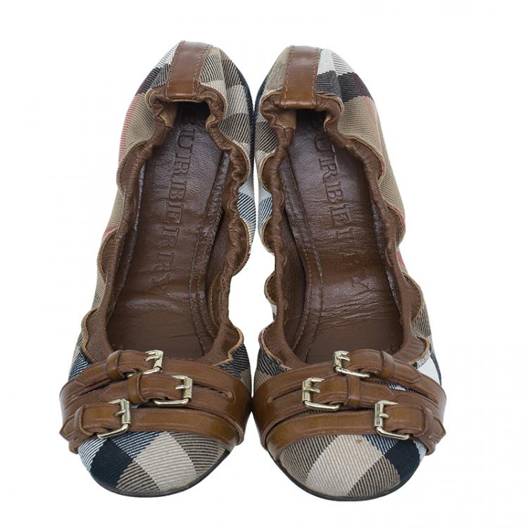 Pre Owned Burberry Novacheck Canvas and Leather Buckle Ballet Flats Size 39