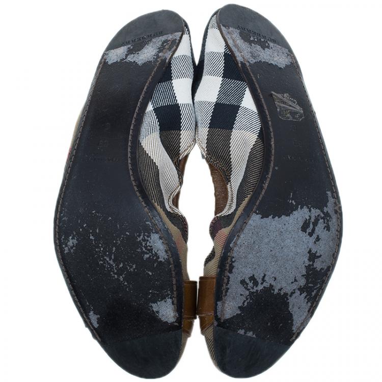 Pre Owned Burberry Novacheck Canvas and Leather Buckle Ballet Flats Size 39
