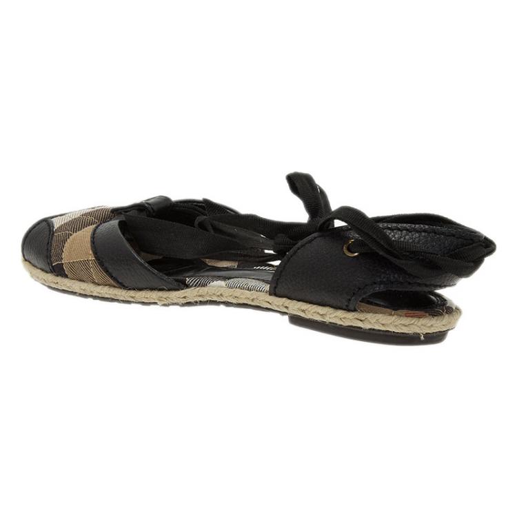 Pre Owned Burberry Novacheck Canvas and Leather Lace Up Raffia Flats Size 36