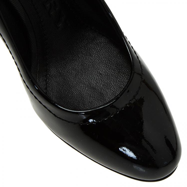 Pre Owned Burberry Black Patent and Check Canvas Pumps Size 35