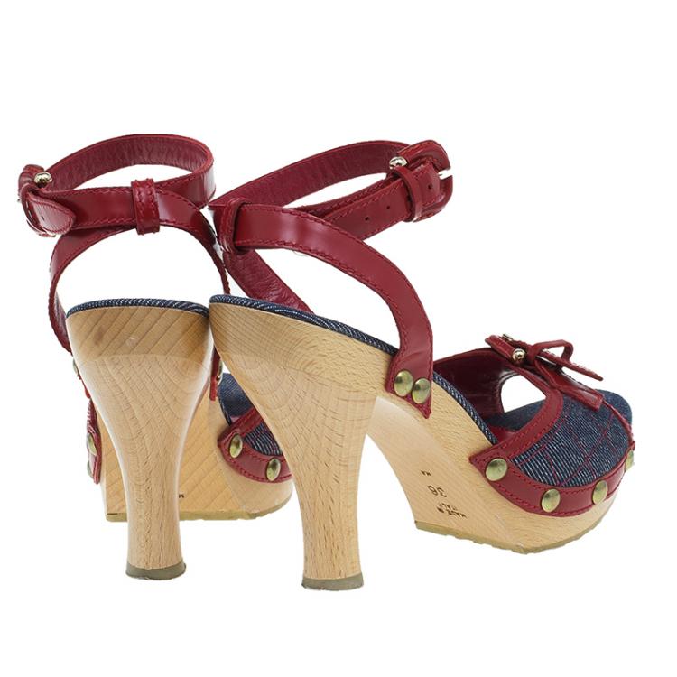 Pre Owned Burberry Red Leather and Denim Buckle Detail Sandals Size 36
