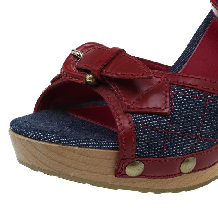 Pre Owned Burberry Red Leather and Denim Buckle Detail Sandals Size 36
