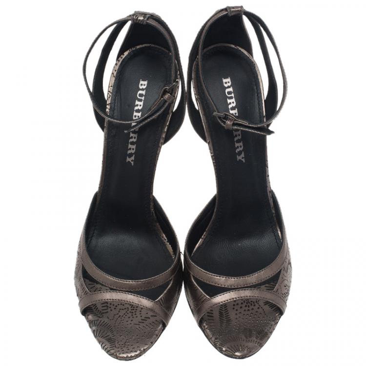 Pre Owned Burberry Metallic Grey Perforated Leather Ankle Strap Sandals  Size 39