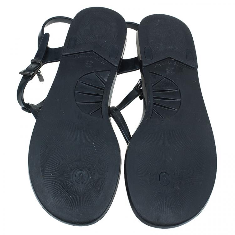 Pre Owned Burberry Black Rubber Novacheck Thong Ankle Strap Sandals Size 38
