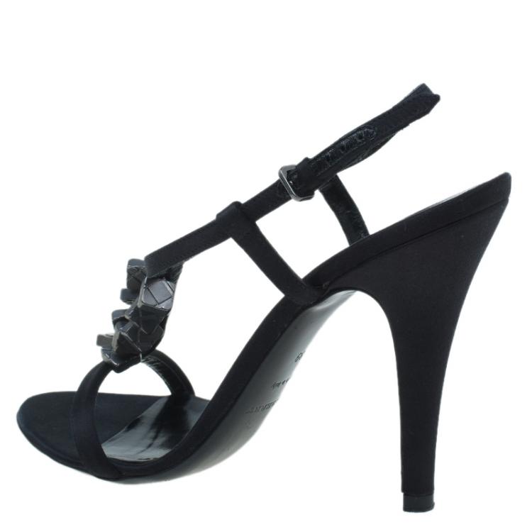 Pre Owned Burberry Black Satin Charm T Strap Sandals Size 39