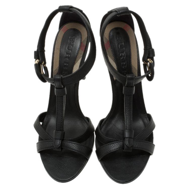 Pre Owned Burberry Black Leather and Novacheck Detail T-Strap Sandals Size 38