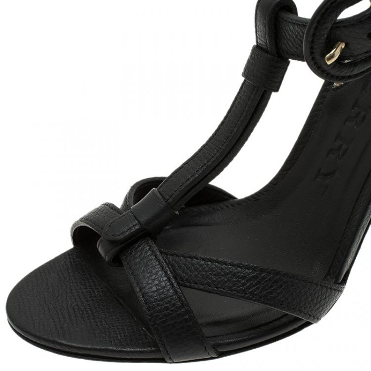 Pre Owned Burberry Black Leather and Novacheck Detail T-Strap Sandals Size 38